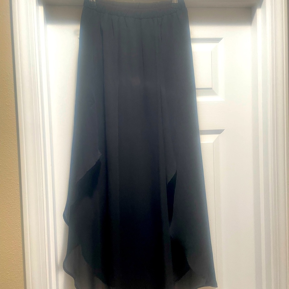 Long black skirt xs